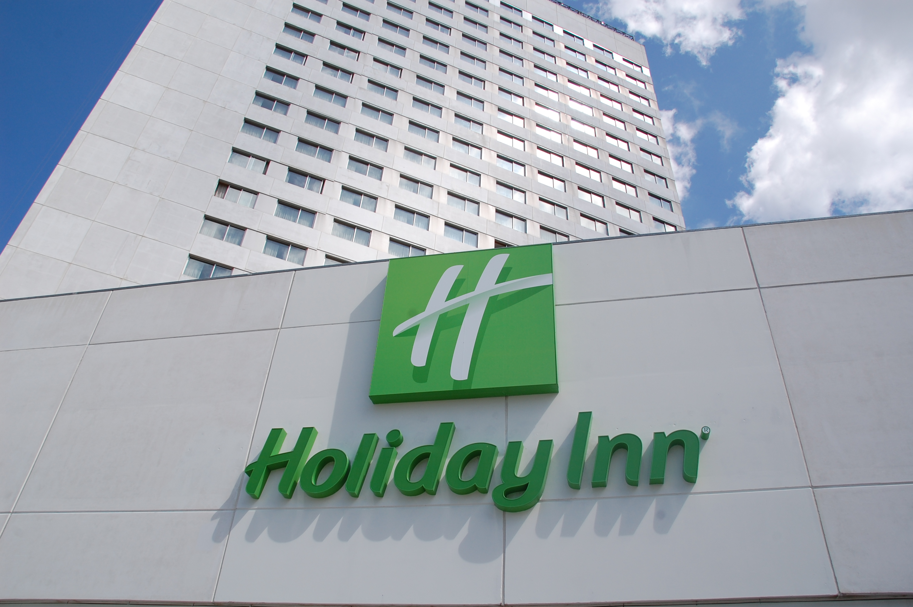 Hotel Holiday Inn Porto Gaia - fachada